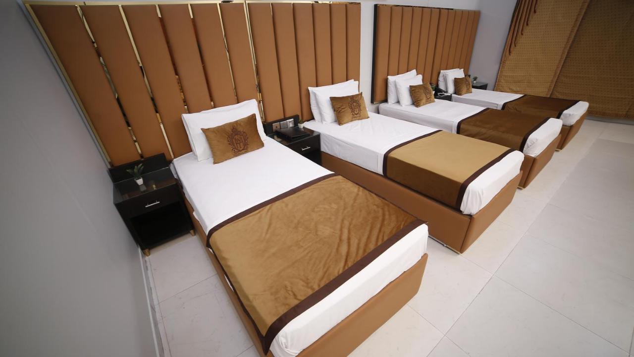 Bed and Breakfast Four Squares Karaczi Zewnętrze zdjęcie